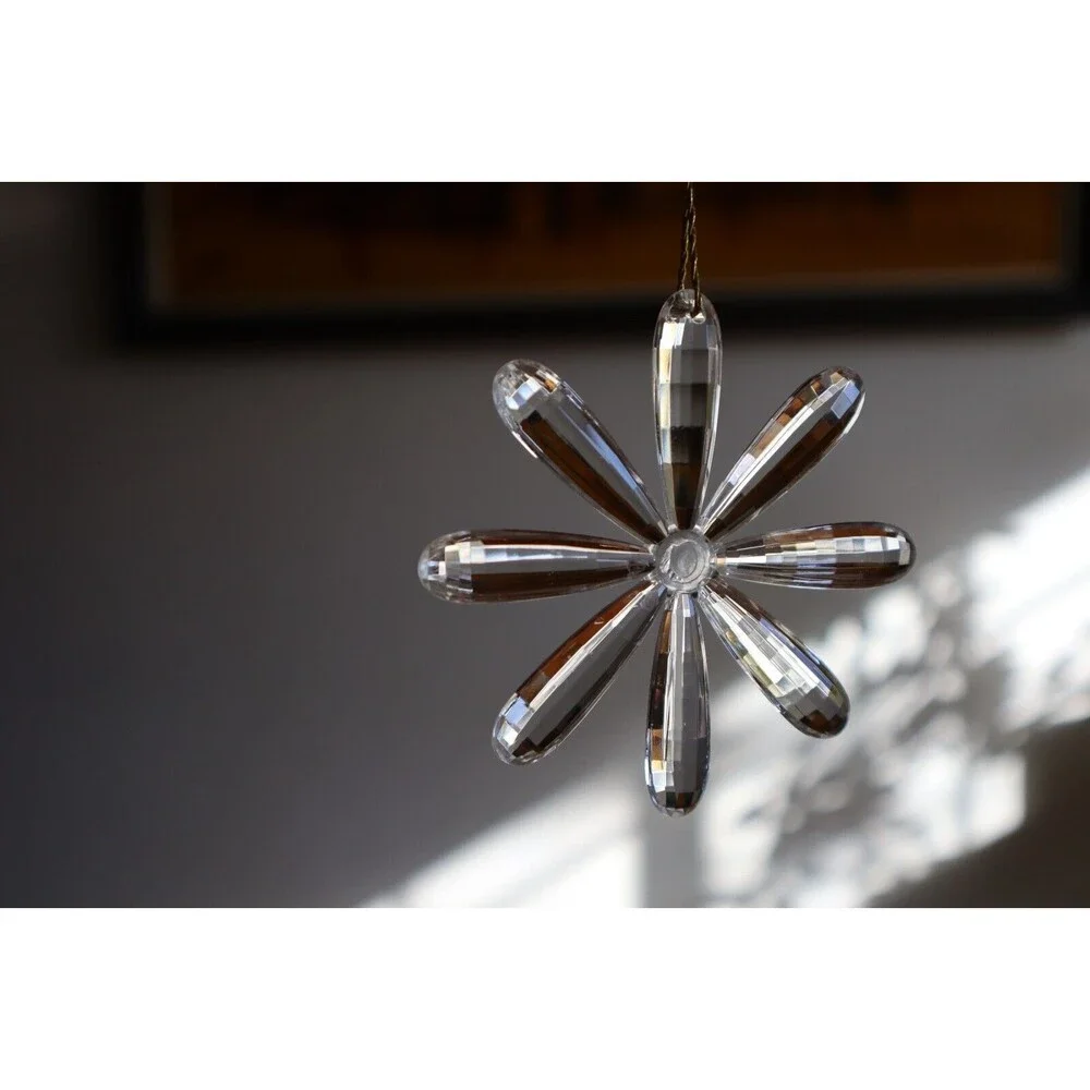 Lot of 5 Plastic Acrylic Clear Snowflake Ornaments Sun Face Celestial Sunburst - Picture 10 of 12